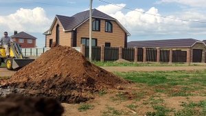 Минипогрузчик в работе