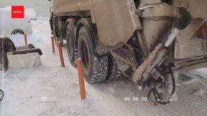В каких условиях работают водители мусоровозов?
