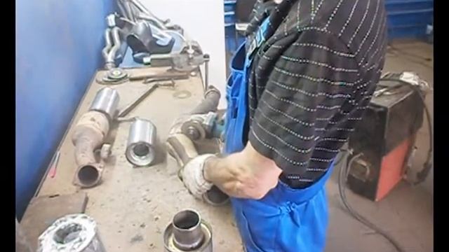 Замена катализаторов на пламегасители BMW Х6 смотреть онлайн