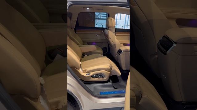Интересное решение для задних пассажиров ?? Aito M7