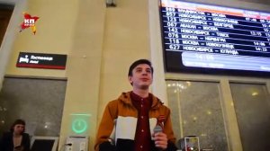 Флешмоб на вокзале Новосибирск Главный, по массовому исполнению  Катюши