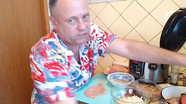 ДИЕТИЧЕСКИЕ КУРИННЫЕ РУЛЕТИКИ В МУЛЬТИВАРКЕ. смотреть онлайн