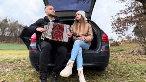 Душевная песня «Оренбургский пуховый платок»на гармошке. Зыкова на гармони.