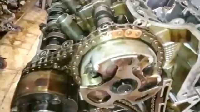 Toyota1UR FE Engine Timing Chain Marks