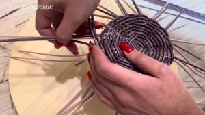 Ваза из газетных трубочек