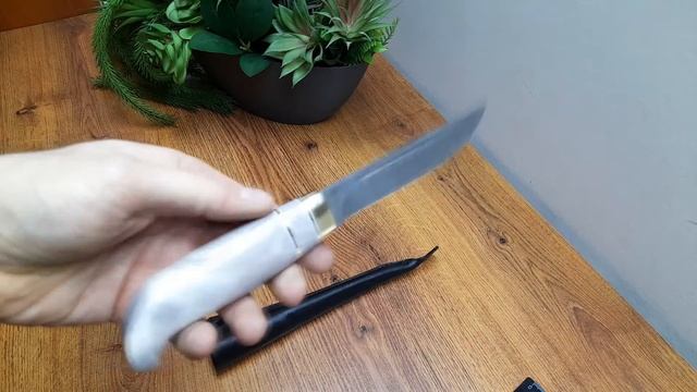 Нож Финка Лаппи АИР с рукояткой из рога лося / Дамасская сталь смотреть онлайн