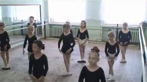 Детская школа искусств.Летняя творческая школа по хореографии.Младшая группа.