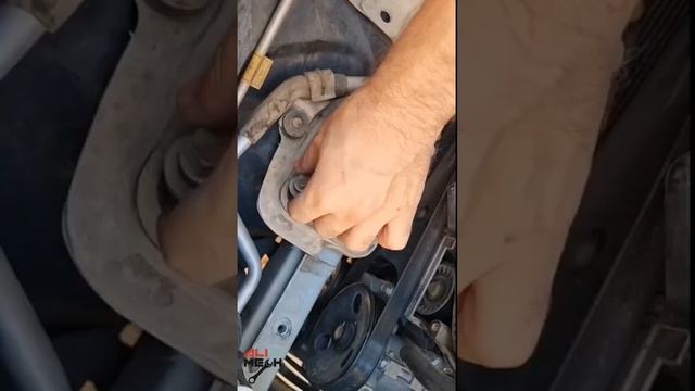 How to replace engine mount without falling the engine #horts