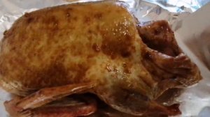 Самая вкусная утка в духовке, маринованная соевым соусом, мёдом и чесноком с помощью шприца