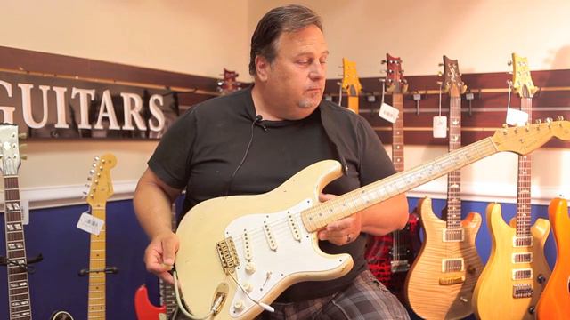 1996 Fender Stratocaster Relic, Mary Kaye Blonde with Gold Hardware смотреть онлайн