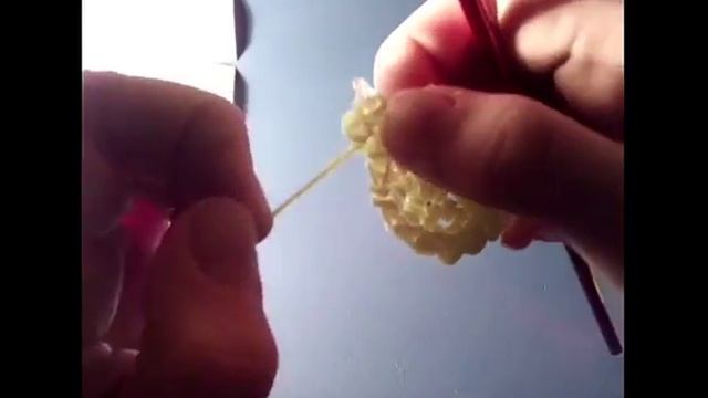 Курочка из резинок лумигуруми часть 3