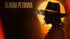 Klavdia Petrivna: тайна популярной украинской певицы. Кто прячется под маской девушки в шляпе?