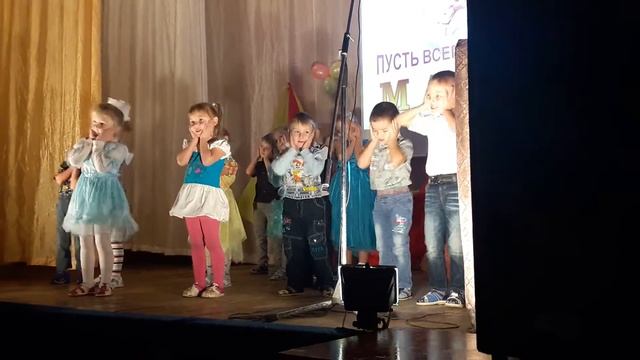 Флешмоб ко дню матери смотреть онлайн