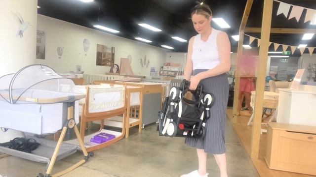 How to Fold the Babyzen Yoyo 2 - with Bassinet смотреть онлайн