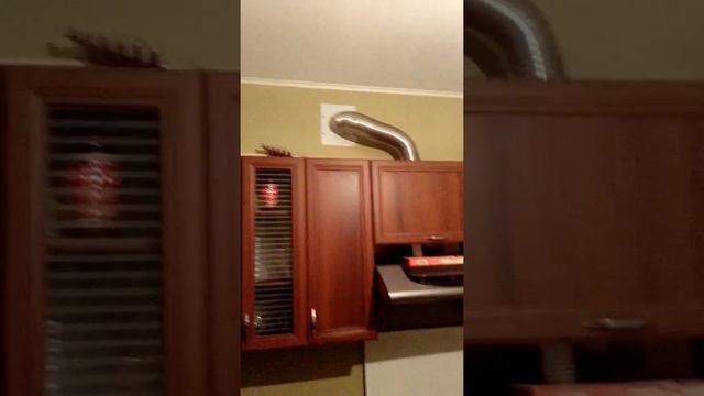 Как правильно выгнать непрошенных гостей смотреть онлайн