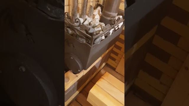 Отзыв клиента о печи Горыныч 3 с закрытой каменкой и парогенератором. смотреть онлайн