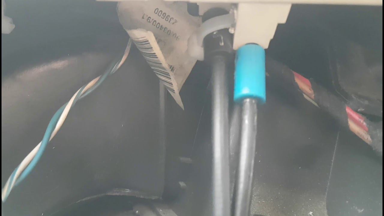 Ман ТГА. Ремонт тросов отопителя. смотреть онлайн