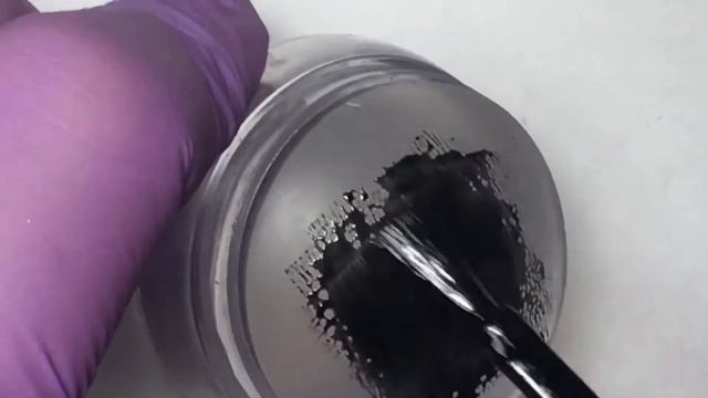 Еще один вариант абстракции акварельными каплями и гель краской смотреть онлайн