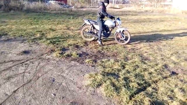 дрифт на мотоцикле IRBIS GS 150