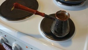 Как варить бодрящий кофе в турке.