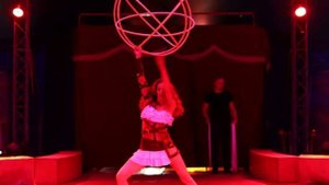Обручи номер "Imaginarium" Ольга Поспелова хулахупы в цирке