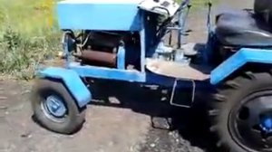 Самодельный опрыскиватель на мини-тракторе 2