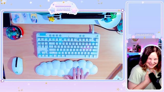 Unbox the Logitech G713 Keyboard with me! #gifted #logitech #logitechgaming #unboxing