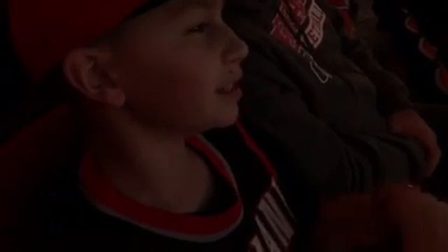 Going to a Portland trailblazers game смотреть онлайн