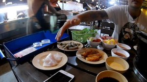 ТАЙЛАНД | ПХУКЕТ | Безлимитная еда за 199 Бат | Где дешево поесть | Буфет "Бегемот" на Пхукете