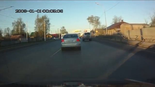 Идиот на Патриоте не смотрит в зеркала смотреть онлайн