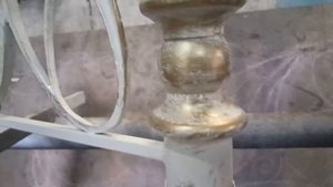 Красивые кованые перила в дом на лестницу