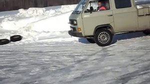 Volkswagen T3 syncro Drift !