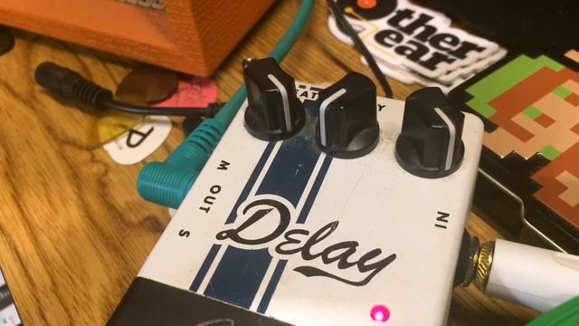 Fender Delay Pedal Demo смотреть онлайн