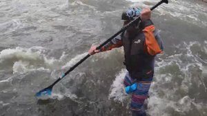 Новичок на SUP на перекате (Часть 3).mp4