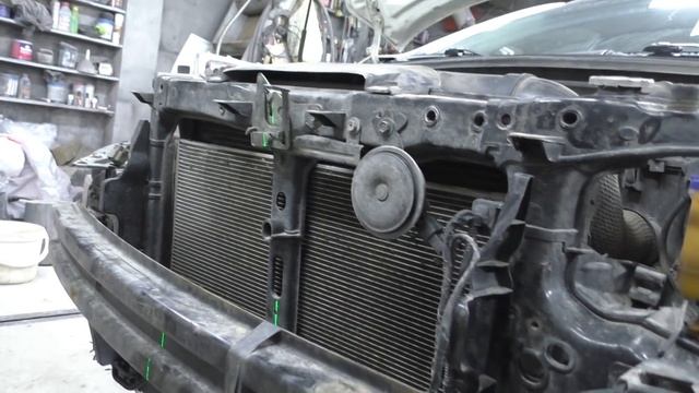 Kia Cerato удар загадка, ремонт на стапеле смотреть онлайн