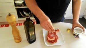 МЯСО ГОВЯДИНА НА ГРИЛЕ.КАК ПРИГОТОВИТЬ СТЕЙК НА ГРИЛЕ БАРБЕКЮ (WEBER ORIGINAL KETTLE 47 cm)