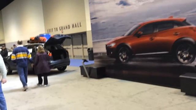 Выставка новых моделей машин 2016. Exhibition of new Cars. смотреть онлайн