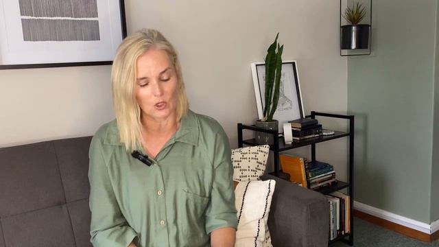 Handles for the Holidays - Burn смотреть онлайн