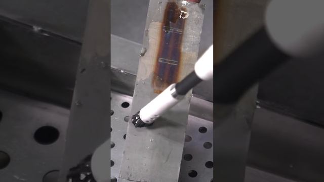 Травление и пассивация цветов побежалости на обратной стороне шва на нержавейке #shorts #нержавейка смотреть онлайн