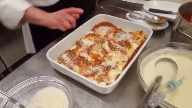 КЛАССИЧЕСКАЯ ЛАЗАНЬЯ от шеф-повара Риты смотреть онлайн