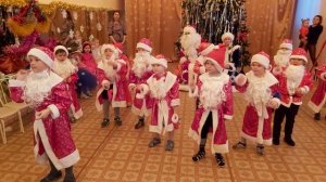 Танец Дедов Морозов 2019.12.24
