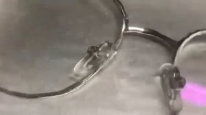 Ультразвуковая чистка очков в салоне Stock Optika
