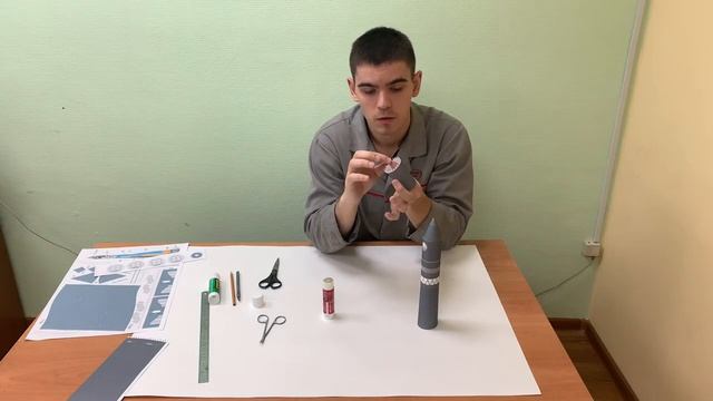 Делаем летающую модель копию-ракеты Восток-1. смотреть онлайн
