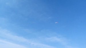 Радиоуправляемый самолет. сбрасываем бомбу с самолета и полети