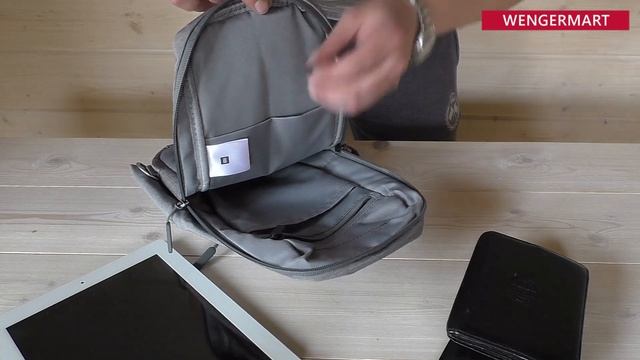 Короткий видеообзор Xiaomi City Sling Bag 10.1-10.5 light grey смотреть онлайн