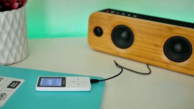 This Thing is Amazing & Dirt Cheap! Ruizu Mp3 Player 2018 смотреть онлайн