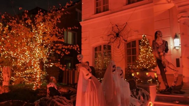Как Американцы украшают дома на ХЭЛЛОУИН смотреть онлайн