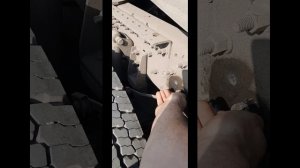 не работает ленивец, датчик уровня пола Volvo fh