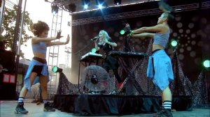 Grimes - Oblivion  | Chicago | July 20, 2014