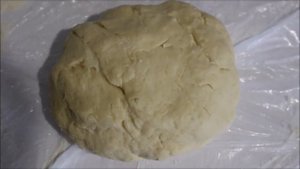 РОГАЛИКИ НА КЕФИРЕ И СУХИХ ДРОЖЖАХ, РЕЦЕПТ РОГАЛИКОВ С ПОВИДЛОМ, РОГАЛИКИ КРУЧЕНИКИ СО СМОРОДИНОВЫМ